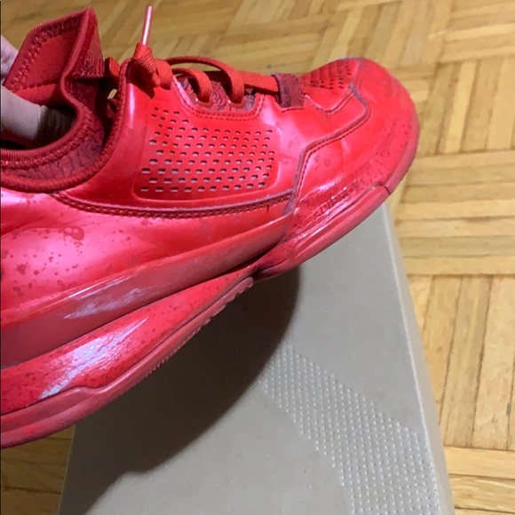 Damian Lillard’s size 8 - Picture 3 of 4